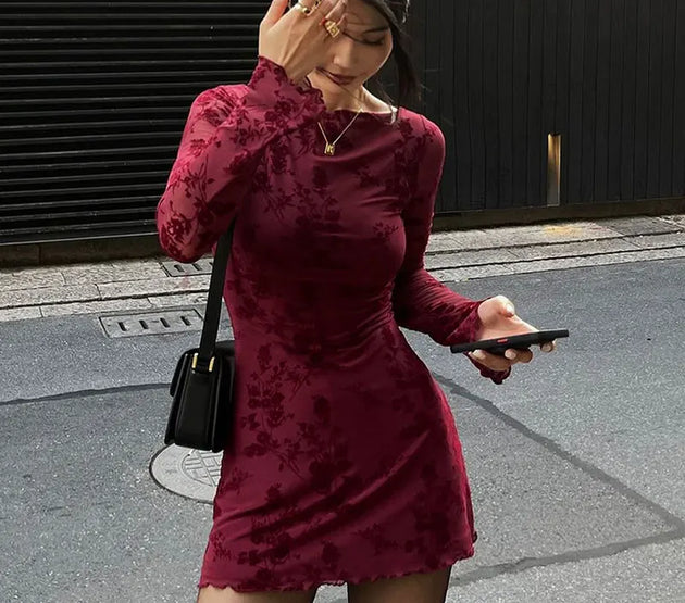 New Dresses Women Autumn O-Neck Sexy Wine Red Streetwear Fashion Print Long Sleeves Dresses Lady Knitted Pullover Clothing Dress